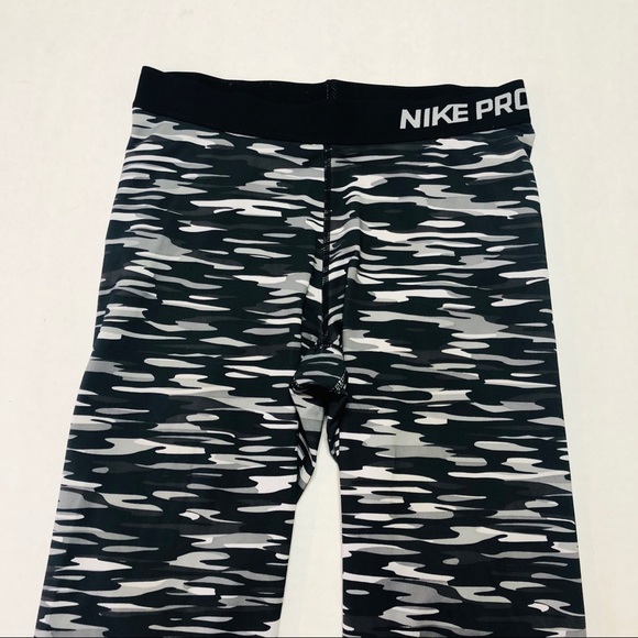 Nike Pro Printed Haze Capri Leggings 0807 - Picture 3 of 8